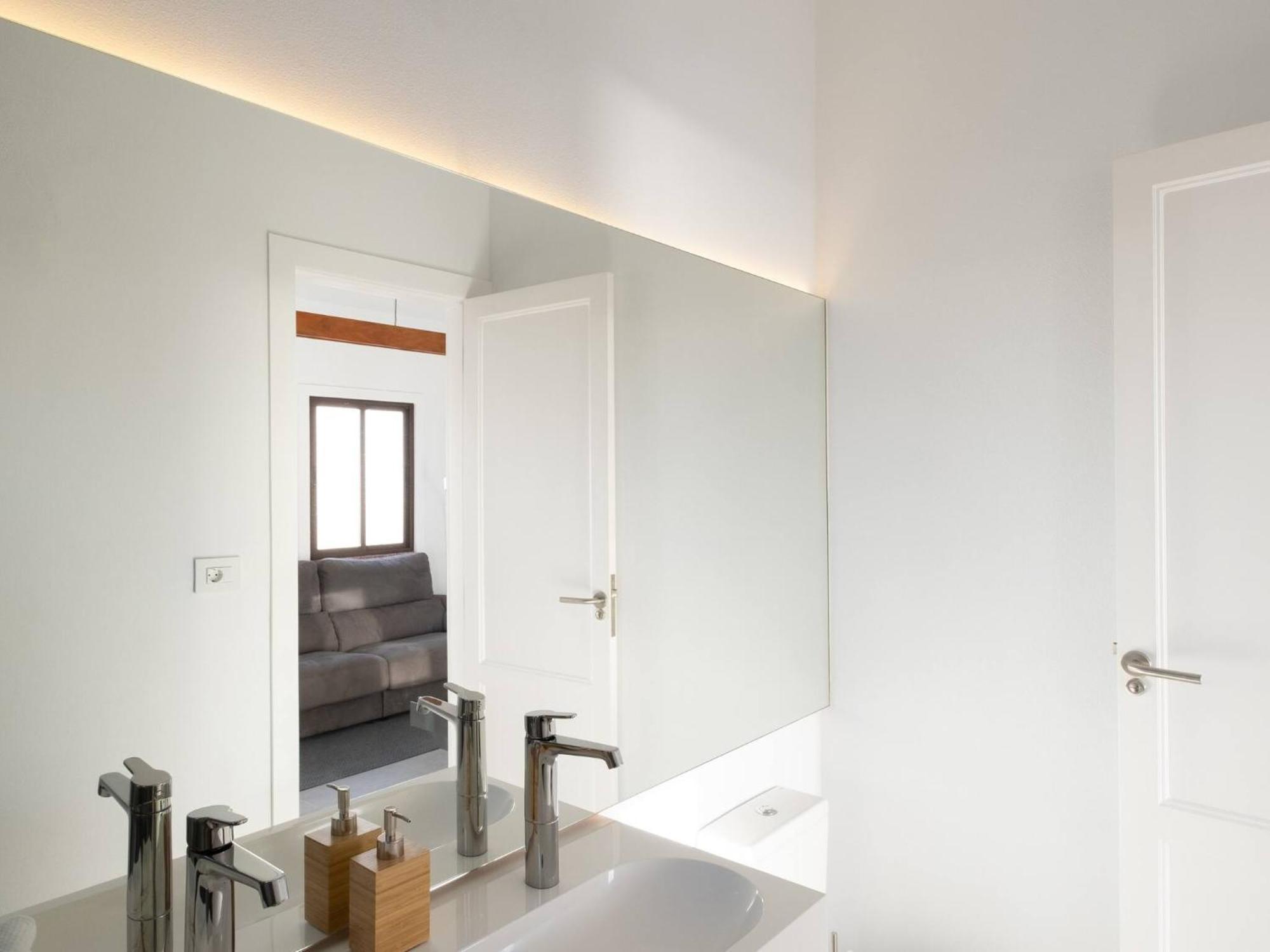 Finca Las Huellas - Moderno Apartamento Con Vistas Al Mar Y Al Volcan Los Llanos De Aridane Ngoại thất bức ảnh