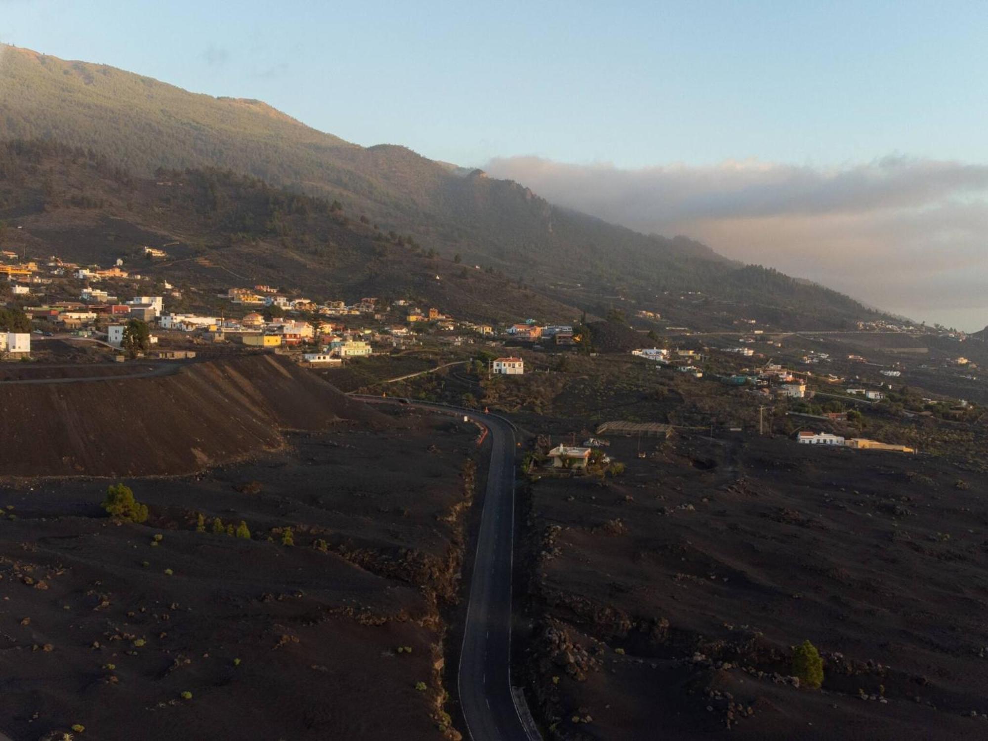 Finca Las Huellas - Moderno Apartamento Con Vistas Al Mar Y Al Volcan Los Llanos De Aridane Ngoại thất bức ảnh